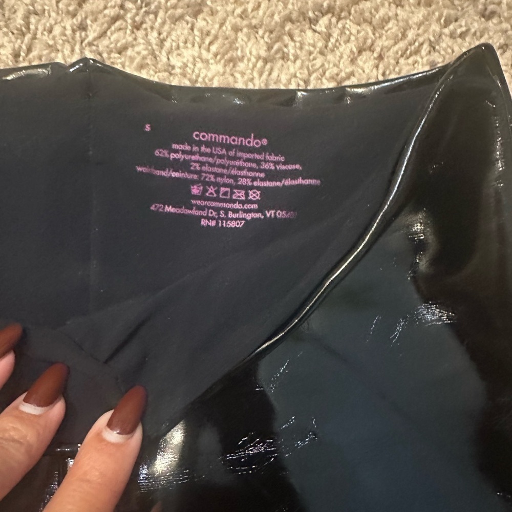 Commando Patent leather tummy control Biker Shorts Black Small Shiny Lacquer - Picture 9 of 9